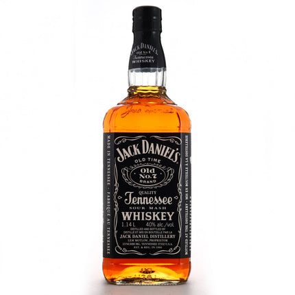 J DANIELS OLD N.O 7  80 Proof 1750 ml